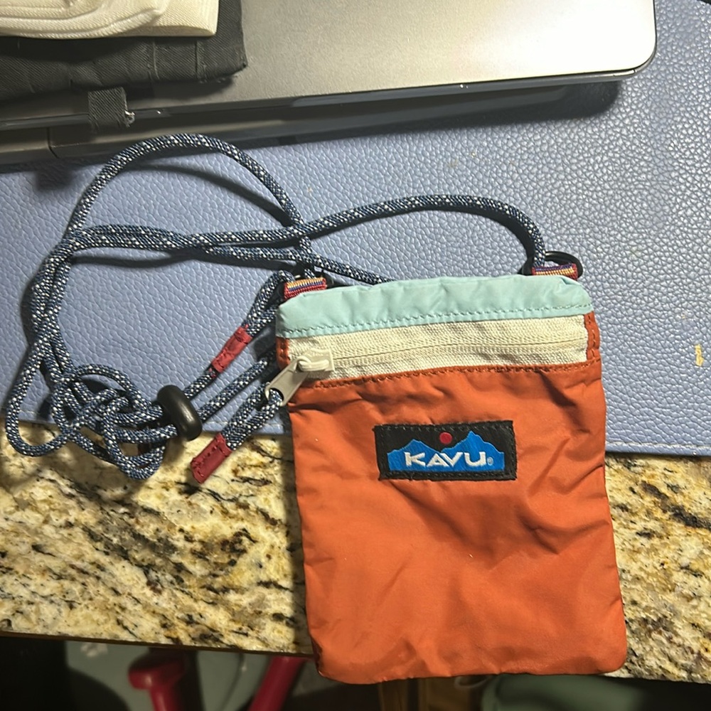 Kavu WASPUSK POUCH